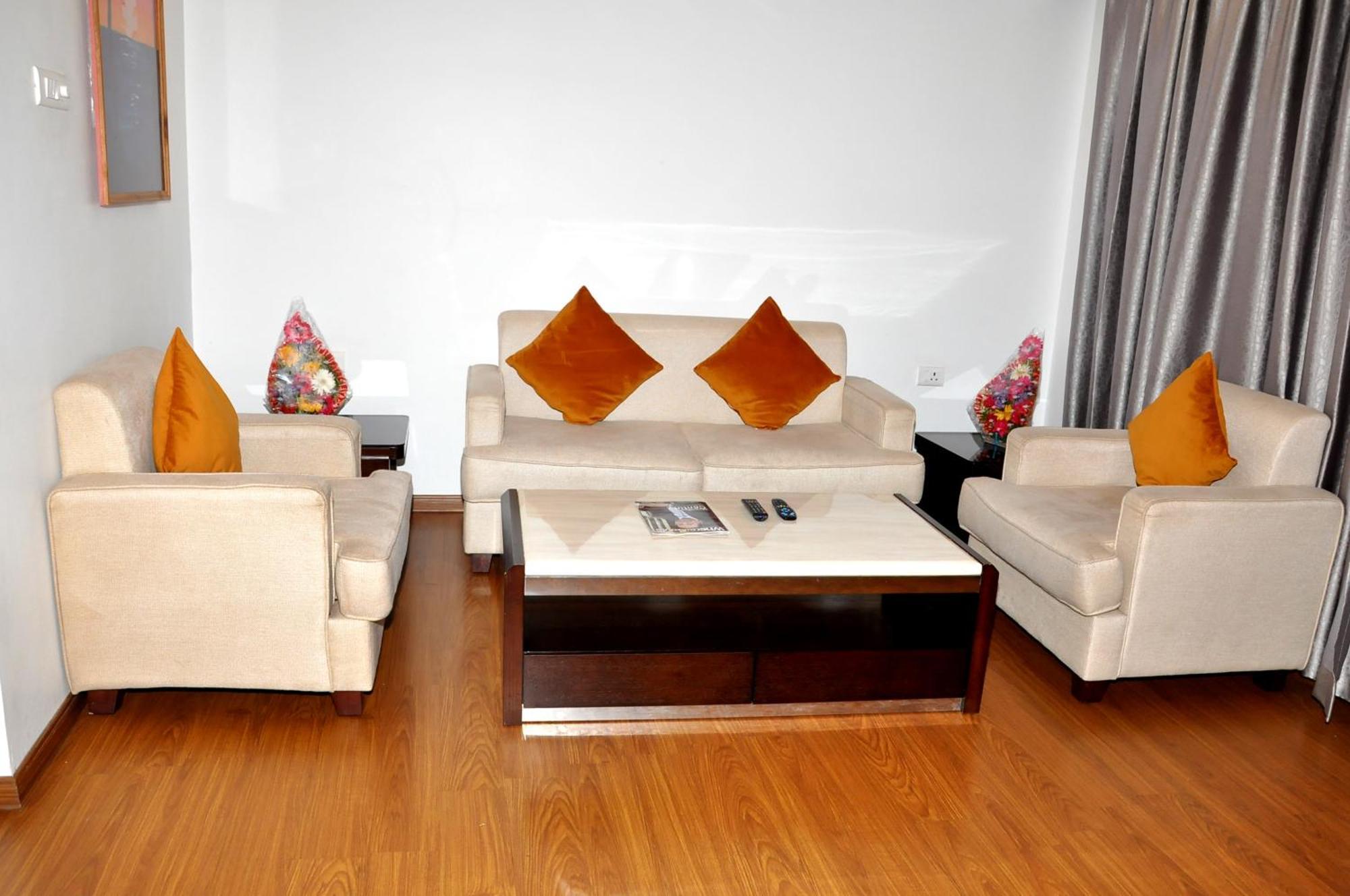 Triguna Clarks Kurnool