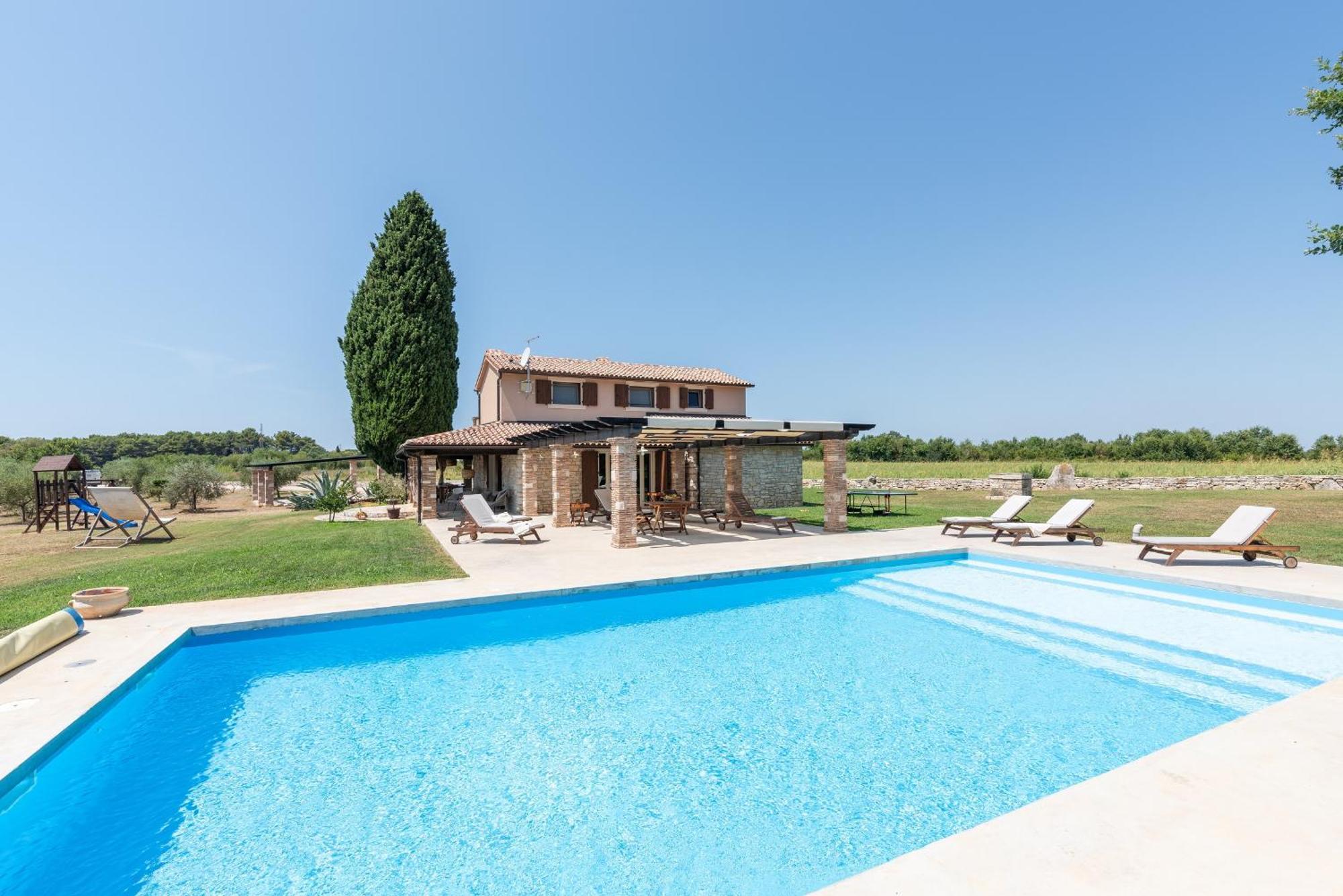 Holiday home Nona Kapona
