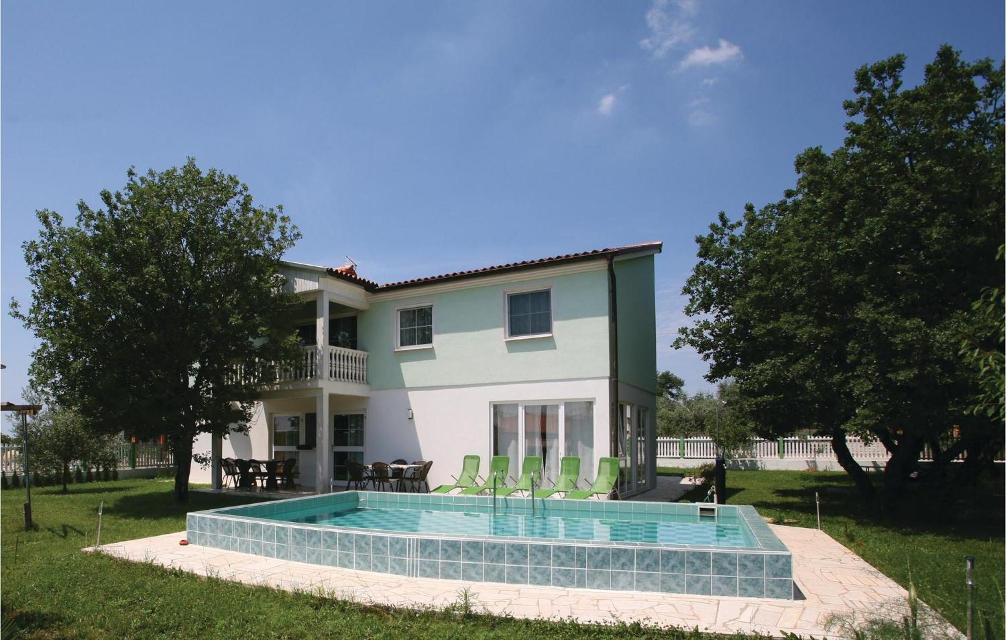 Nice Home In Buje With Wifi Holiday home
