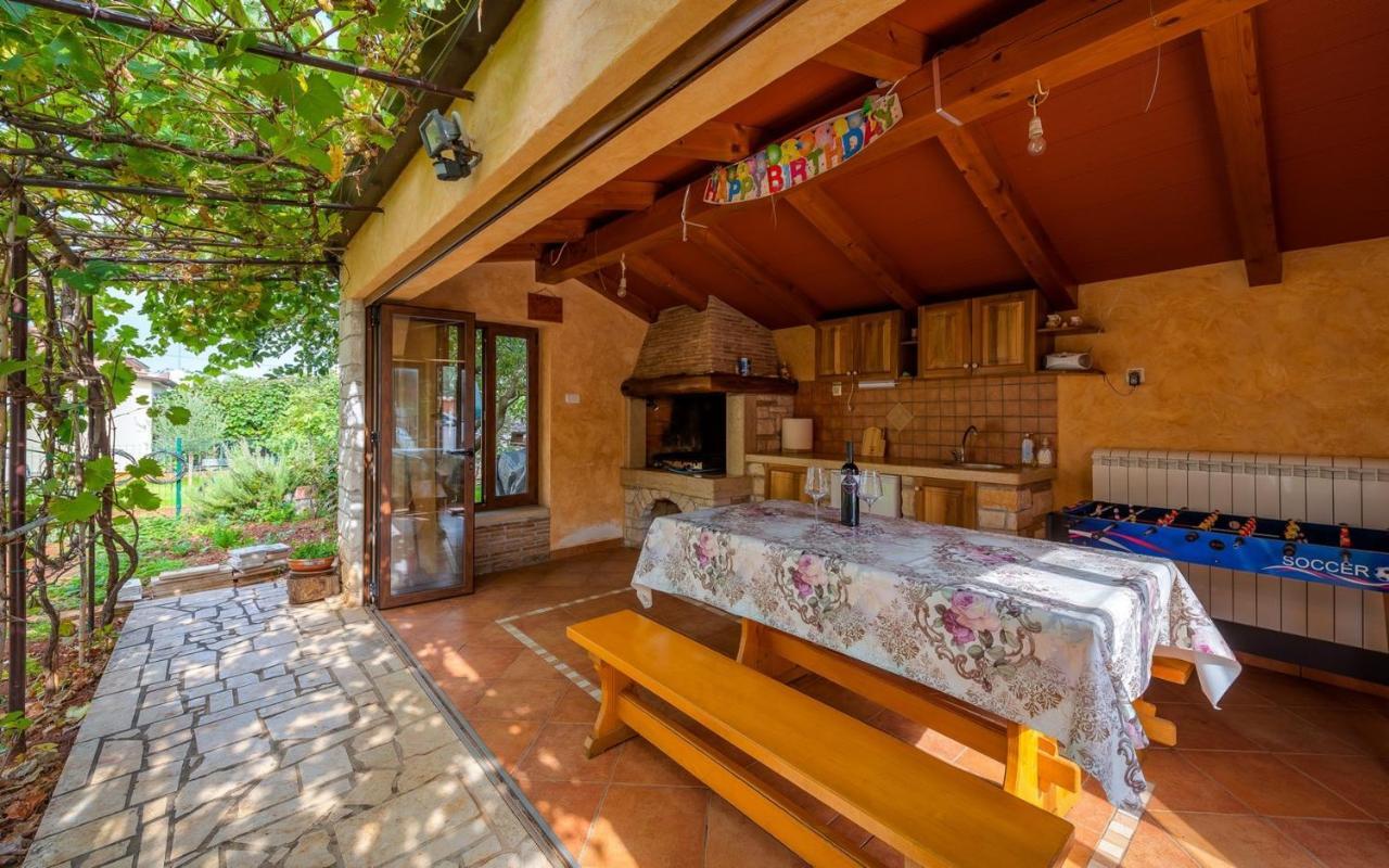 Aleks House With Guest house 3*