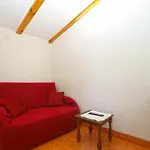 Apartment Lavender 700