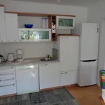 Spacious Bungalow Near Sea In Medulin