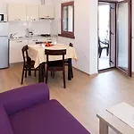 Apartment Miro - Lbn500