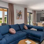 Villa Joze