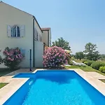 Villa Bella Vista With Sea View