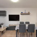 Apartments Milena 436