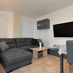 Apartments Milena 436