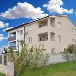 Apartment Anto 1772