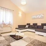 House Brigita 1762