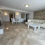 Villa Cube