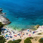Complex Of 2 Villas Olivia-Mar, 2 Private Pools, Up To 20 Persons Only 200M From The Beach