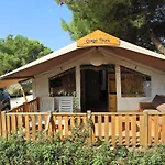 DT Lodge Tent Holiday Deluxe, Lanterna