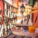 Carera Terrace