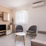 Kuca Anea