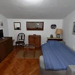 Apartment Dado