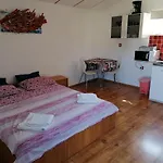 Nice Studio Near Centar+Free Parking