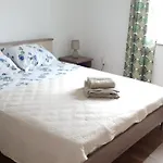 Apartman Lena