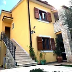 Villa Fani