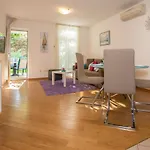 Apartment Bela