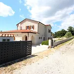 Villa Minu