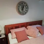 Near Beach - Apartment Butiga