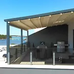 Penthouse No6