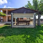 Villa Sani With Private Pool Near Pula And Rovinj
