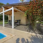 Wonderful Villa Nezakcij With Pool Near The Town And The Beach