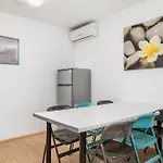 Rona Apartment Zrinka