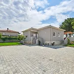Apartman Mirna