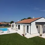 Beautiful Villa Serenity With Private Pool