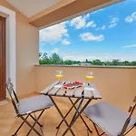 Villa Bartona For 8 Persons With Private Swimmingpool