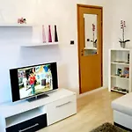 Apartment Ory Near The City Center With Free Parking