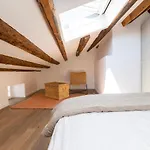 The Sea View Old Town Rovinj Apartment By Irundo