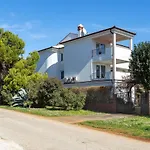 Holiday Apartment Suzana