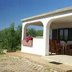 Spacious Bungalow Near Sea In Medulin