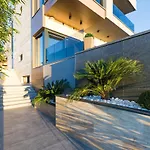 Villa Vie