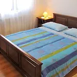 Janica38
