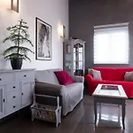 Villa Aylin 5-Bed Next To The Sea