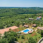 Villa Nina Vinela