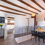 The Sea View Old Town Rovinj Apartment By Irundo