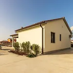 Villa Vali