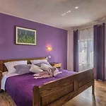 Holiday Home In Liznjan/Istrien 35288