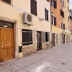 Apartment In Old Town Rovinj