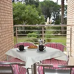 Bernardo Apartment