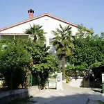 The Apartment With Air Conditioned