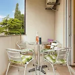 Beautiful Apartment In Fazana With Wifi