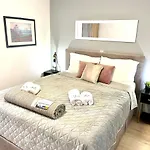 D&A Apartment With Private Swimming Pool
