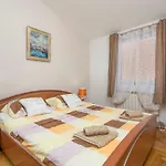 City Centre Sea View Apartment