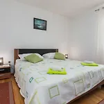 Holiday Home With Pool In Visnjan